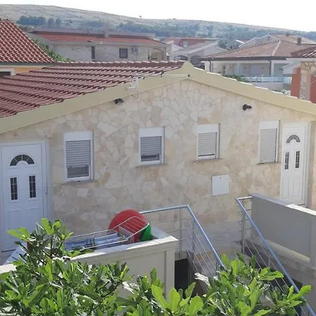 Appartamento By The Sea - Lozice, - 22044 Vir