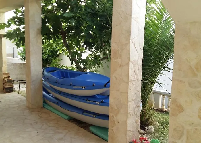 By The Sea - Lozice, - 22044 Vir