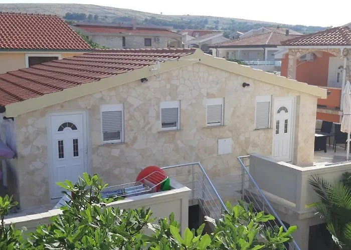 Appartamento By The Sea - Lozice, - 22044 Vir