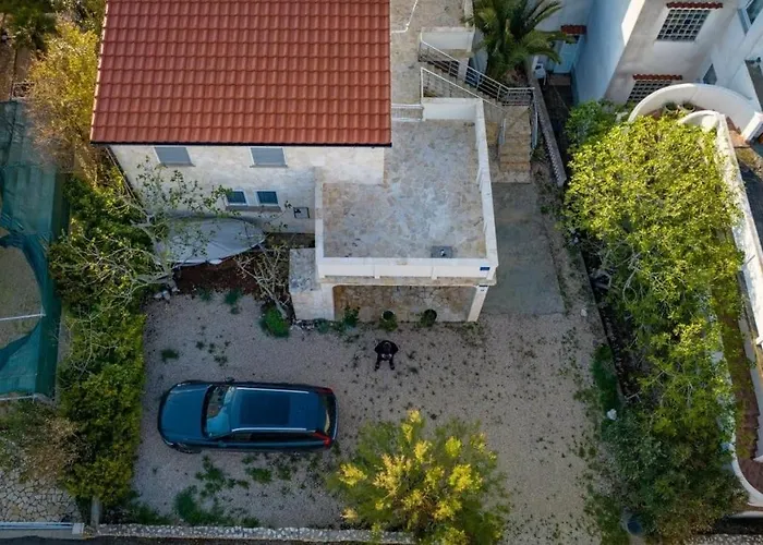 By The Sea - Lozice, - 22044 *